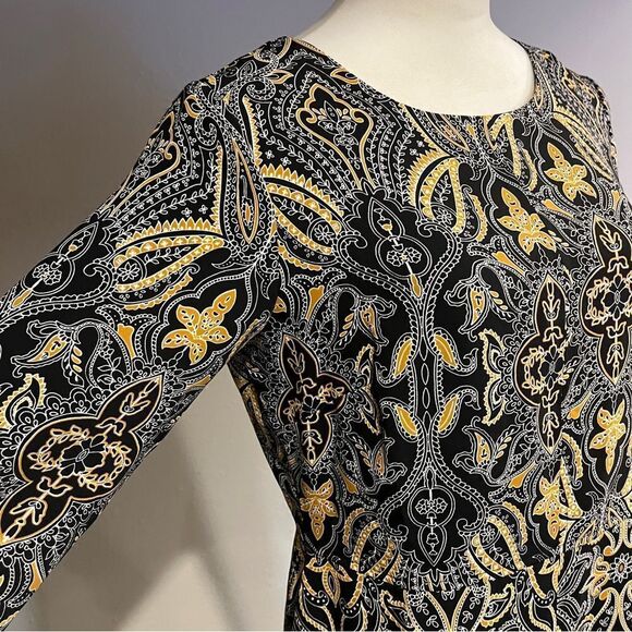 Tahari Black and Gold Mini Sheath Dress with 3/4 Sleeves - Picture 6 of 15